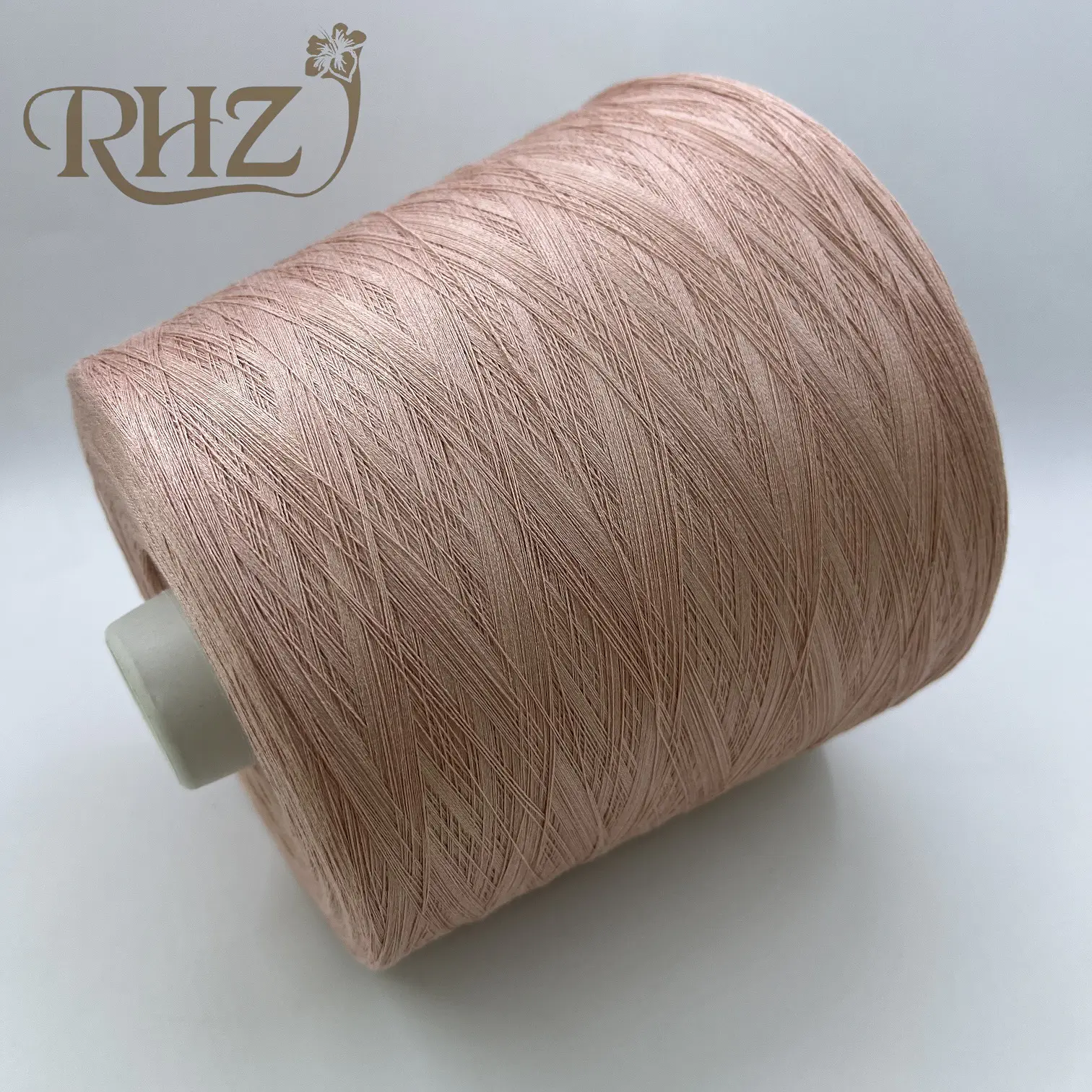 পলিয়েস্টার বনাম সুতির সুতা: মূল পার্থক্য ব্যাখ্যা করা হয়েছে